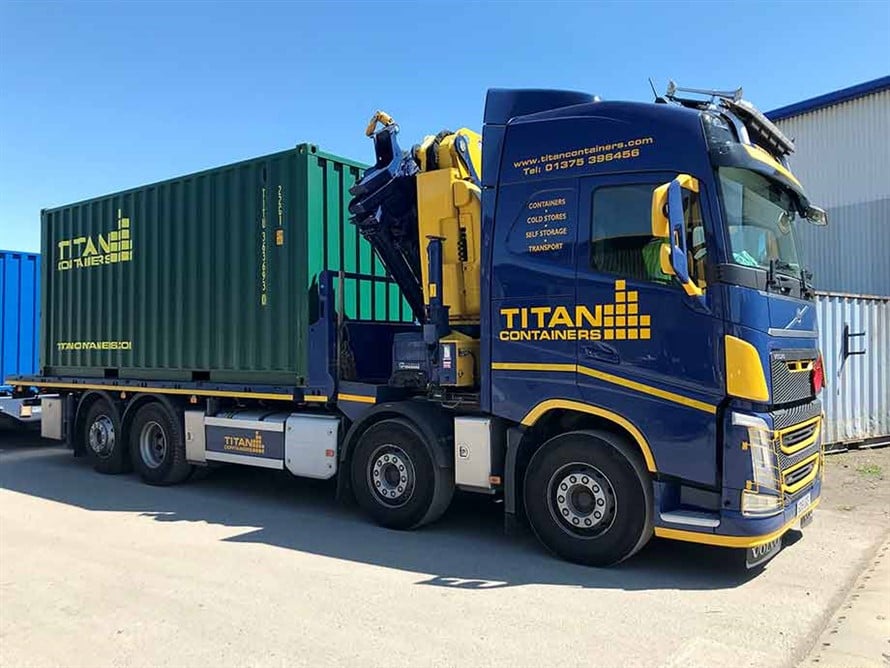 MOVING TRANSPORT CONTAINER TITAN