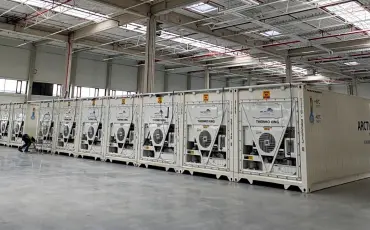 Temporary Cold Storage for Pet Food productions, ArcticStore containers
